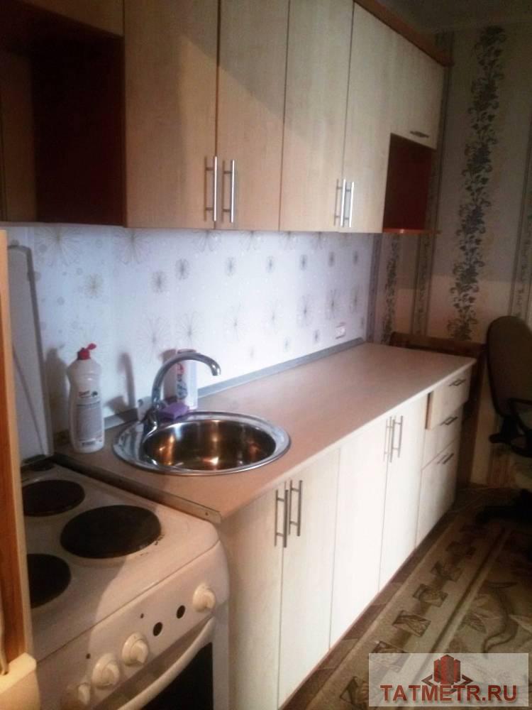Сдается уютная двухкомнатная квартира в г. Зеленодольск. В квартире имеется: кухонный гарнитур, диван, кровать,...