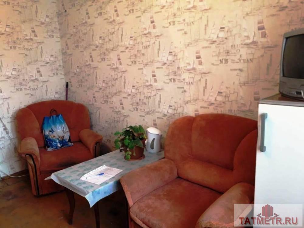 Сдается отличная комната в центр г. Зеленодольск. Комната со всей необходимой для проживания мебелью и техникой:... - 1