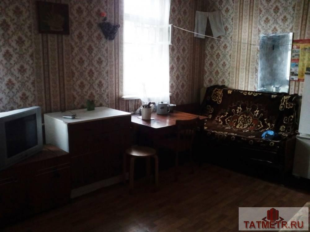 Сдается отличная комната в центре г. Зеленодольск. В комнате имеется все необходимое для проживания: телевизор,... - 1