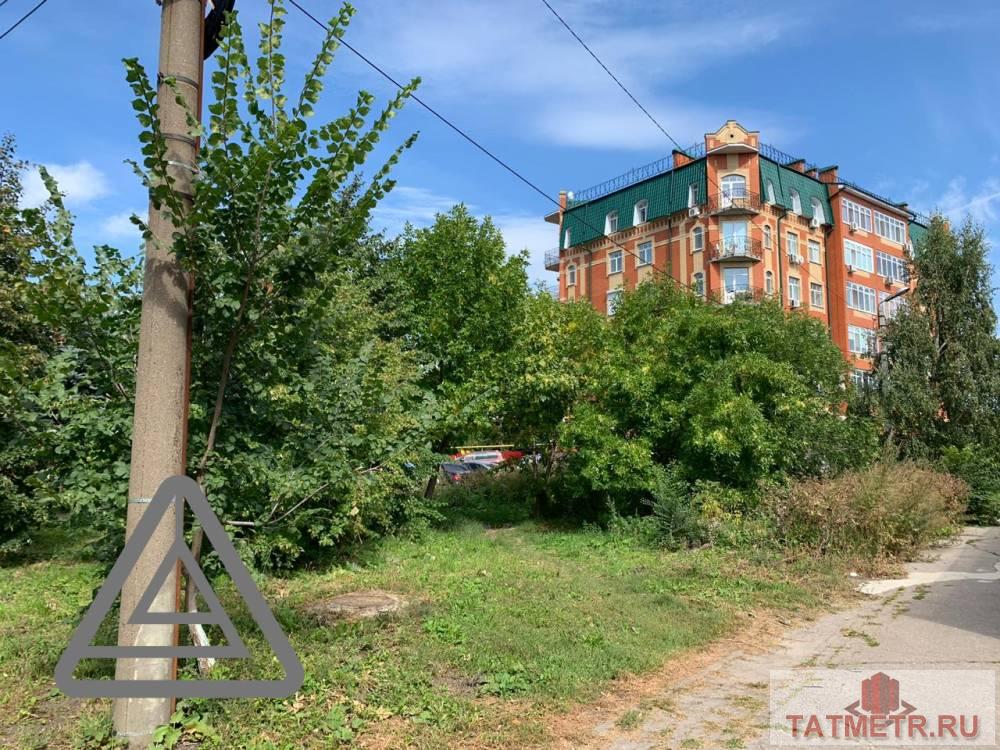 Продается земельный участок в самом центре города по адресу г. Ульяновск, улица Радищева, между домами № 8 и № 14... - 1