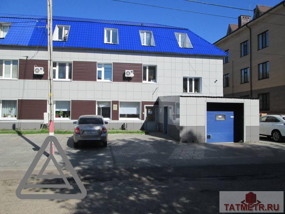 Продается трехэтажное офисное здание 1032 квм ) по адресу Масгута Латыпова 24.  На данный момент заполняемость... - 5