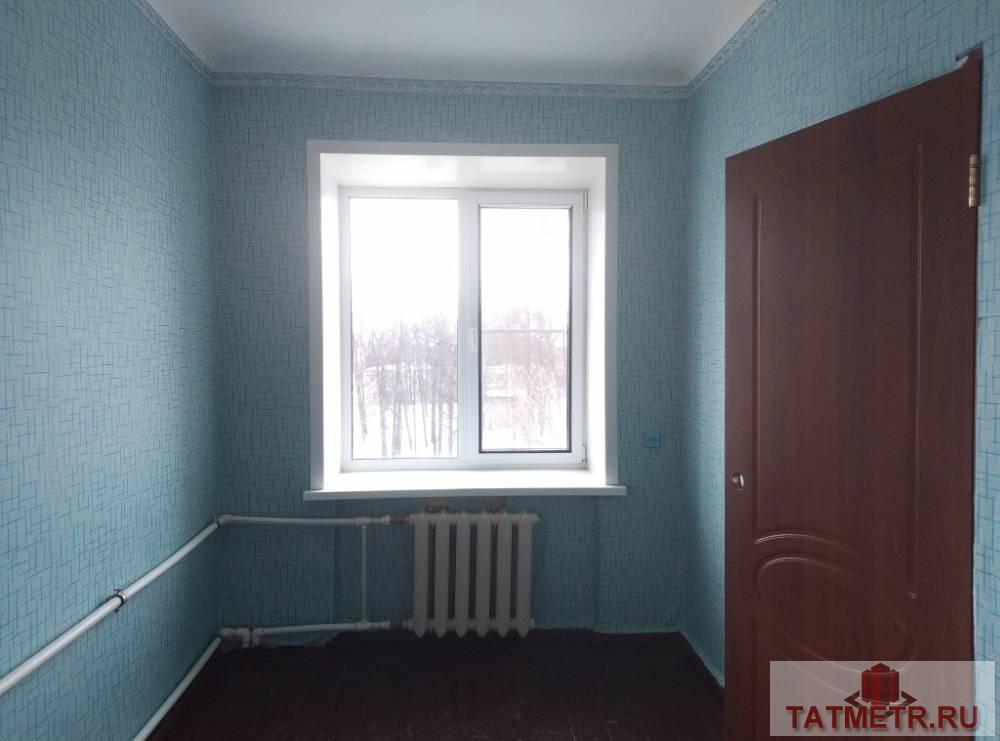 Продается двухкомнатная квартира в центре города Зеленодольск. Квартира уютная, светлая, теплая, просторная в... - 2