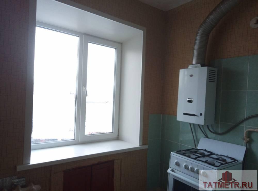 Продается двухкомнатная квартира в центре города Зеленодольск. Квартира уютная, светлая, теплая, просторная в... - 4