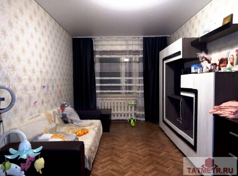 Продается шикарная трехкомнатная квартира  с отличным ремонтом в живописном районе пгт. Васильево. Комнаты...