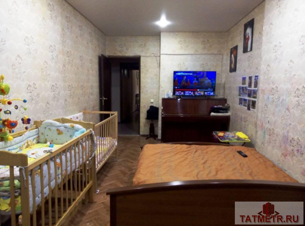 Продается шикарная трехкомнатная квартира  с отличным ремонтом в живописном районе пгт. Васильево. Комнаты... - 5
