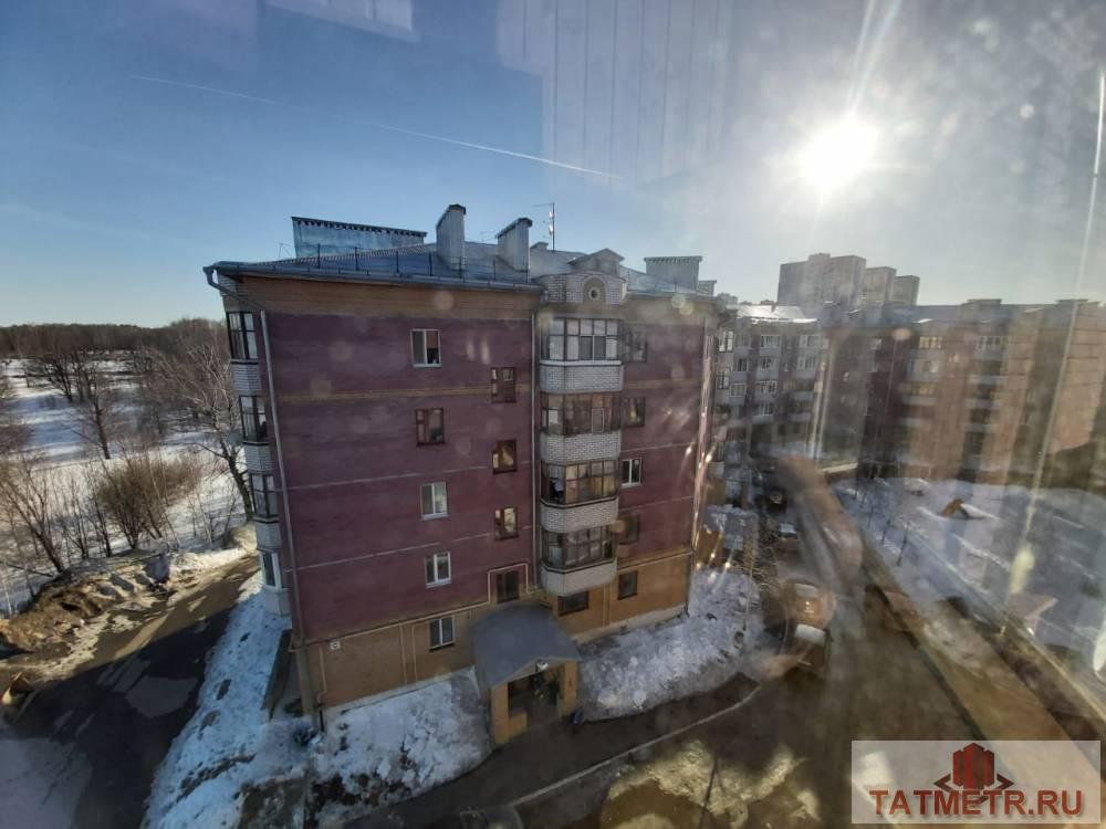 Продается 1-комн. квартира, площадью 37 кв.м в 27 мин. транспортом от м.Авиастроительная, район города - Кировский....