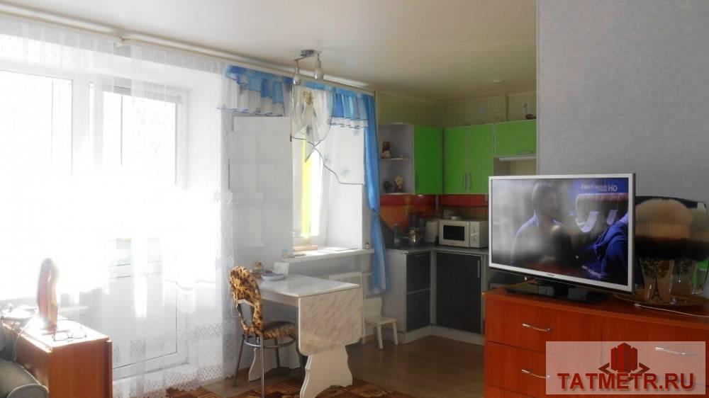 Продается отличная квартира в центре города Зеленодольск. Квартира светлая, уютная, солнечная, кухня соединена с...