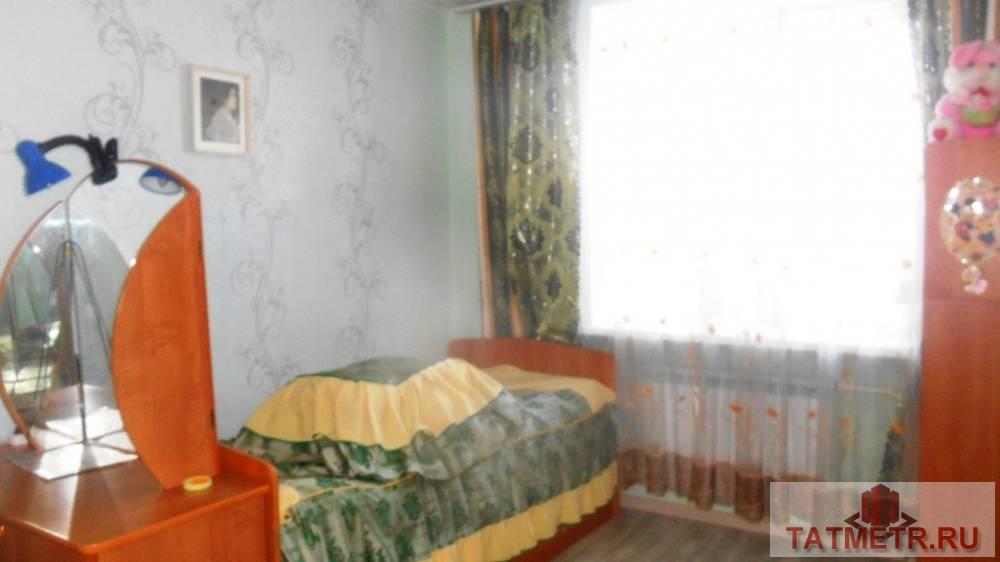 Продается отличная квартира в центре города Зеленодольск. Квартира светлая, уютная, солнечная, кухня соединена с... - 3