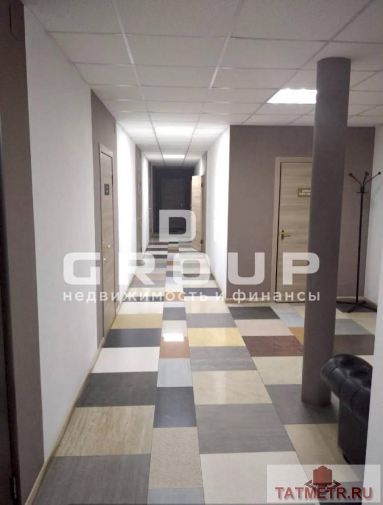 Предлагаем 2 и 3 этажи с отдельным входом в центре Казани, на ул. Вишневского, 26 к. 1.  Месторасположение: вблизи...