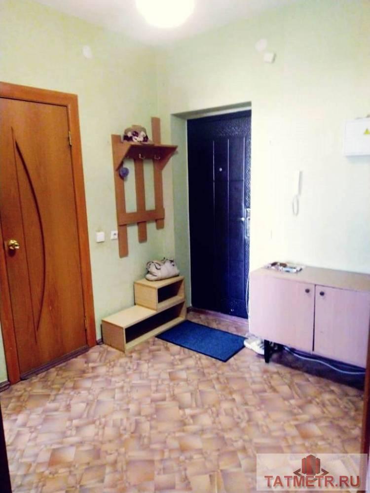Сдается отличная однокомнатная квартира в новом доме в центре г. Зеленодольск. Квартира просторная, теплая, светлая.... - 2