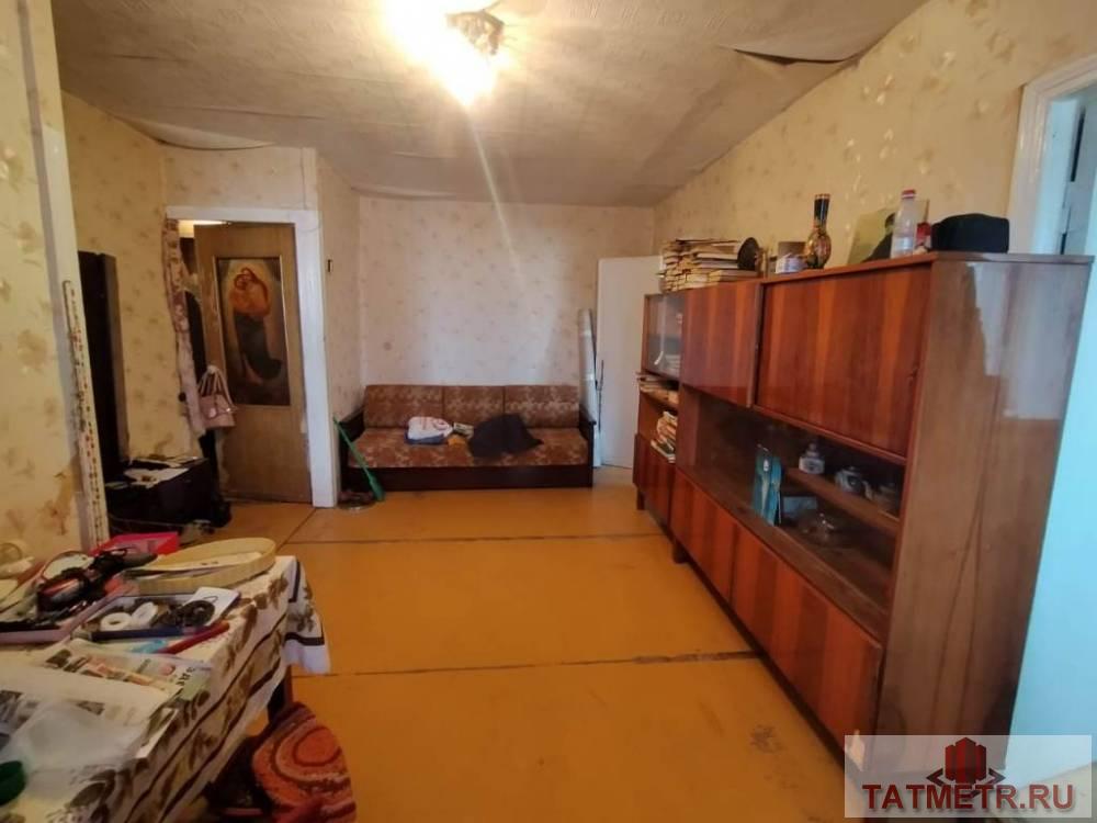 Продается квартира в центре города Зеленодольск. Квартира светлая, застекленный балкон, на кухне колонка-автомат,...