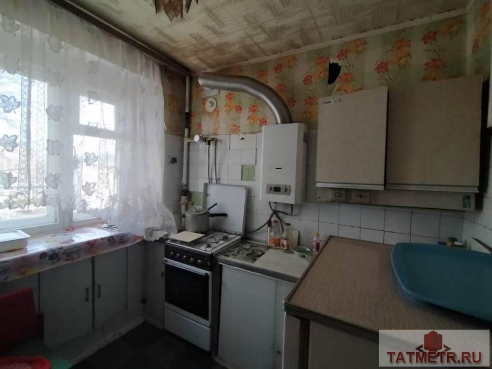 Продается квартира в центре города Зеленодольск. Квартира светлая, застекленный балкон, на кухне колонка-автомат,... - 2