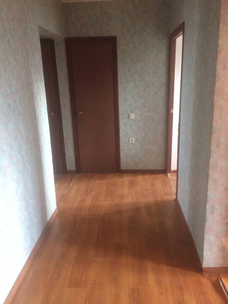 Продается отличная квартира в новом доме в г. Волжске. Квартира большая, светлая, очень теплая.Окна стеклопакет,... - 4