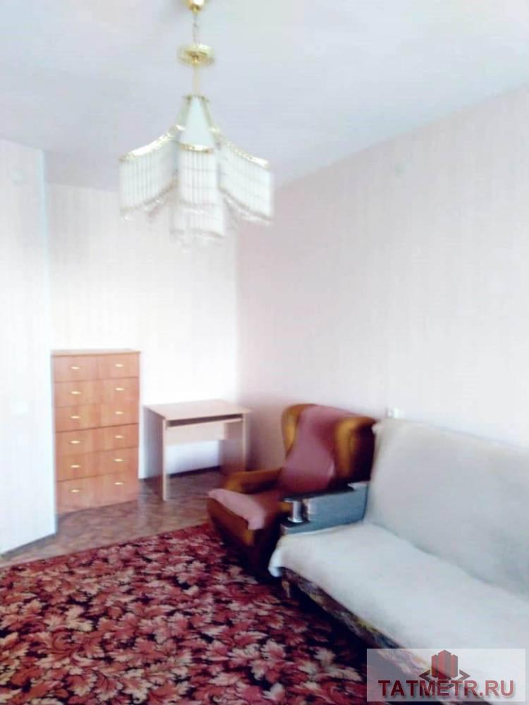 Сдается отличная однокомнатная квартира в новом доме в центре г. Зеленодольск. Квартира просторная, теплая, светлая....