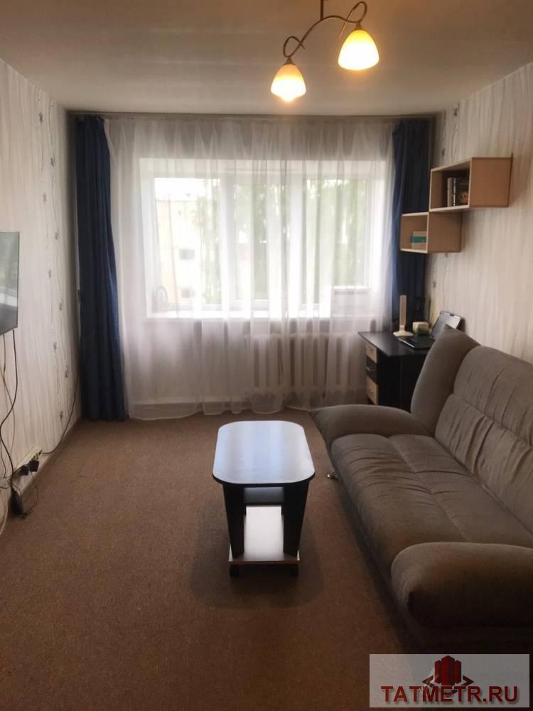 Сдается отличная квартира в г. Зеленодольск. В квартире имеется вся мебель: диван, шкаф, прихожая,  техника для...