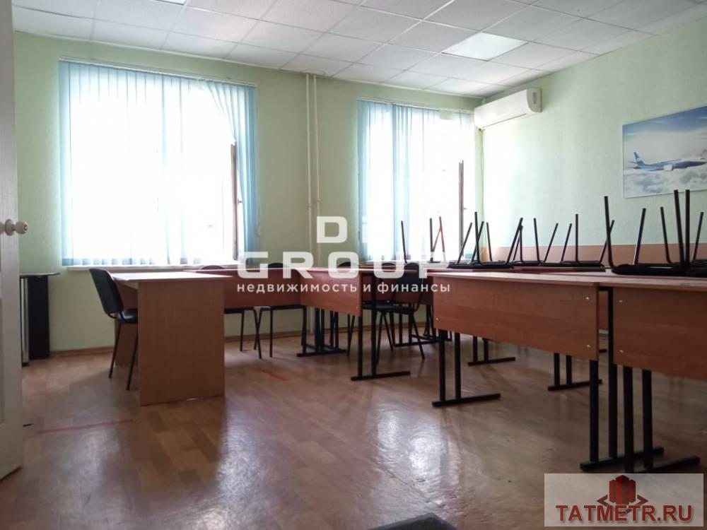 Сдается офис в центре города, в Вахитовском районе, два отдельных кабинета (в правом крыле), в отдельном блоке. Левое...
