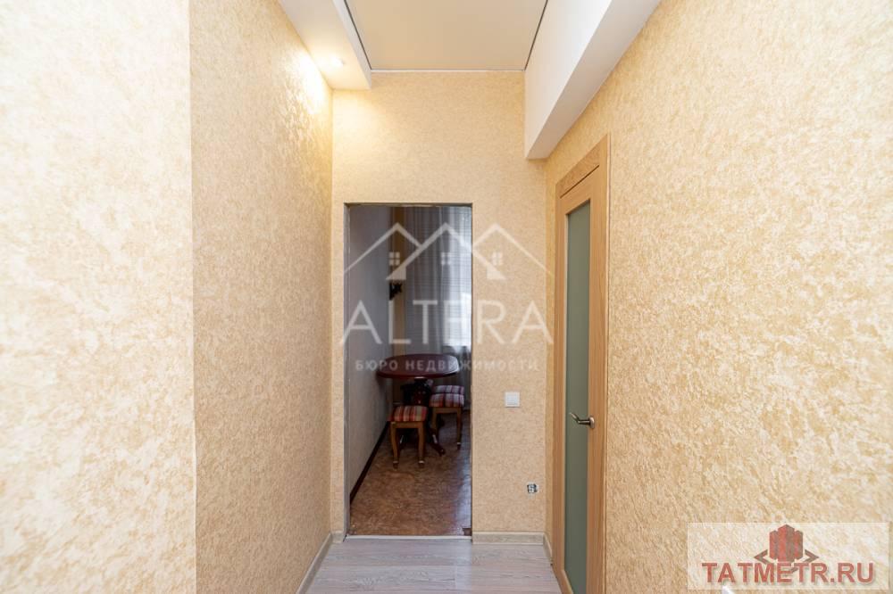 Продается чистая, уютная 1-комнатная квартира в кирпичном доме в стиле- Сталинский неоклассицизм по адресу: ул.... - 3