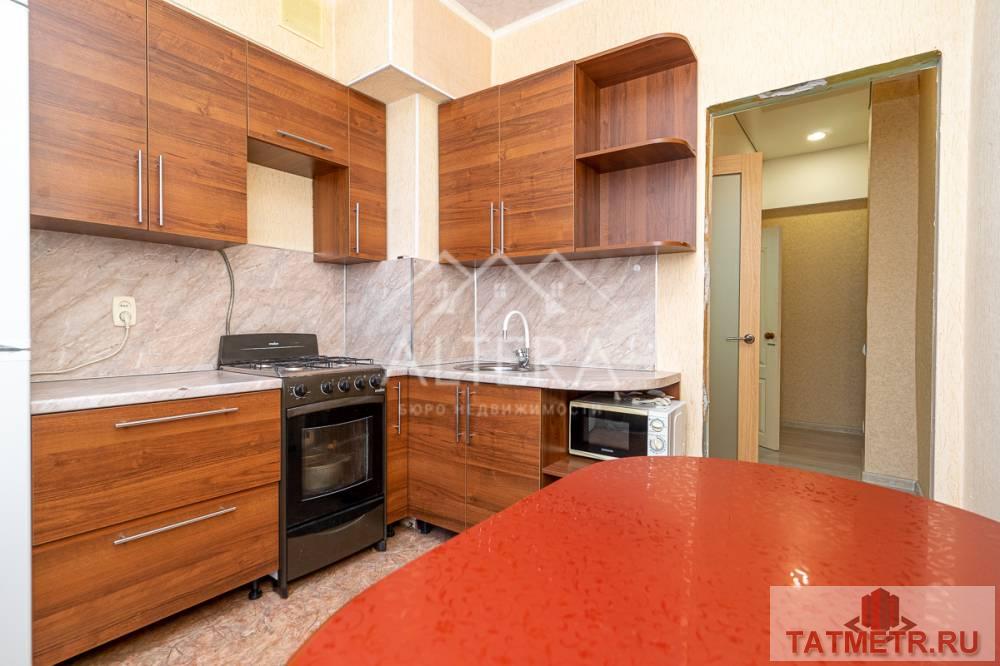 Продается чистая, уютная 1-комнатная квартира в кирпичном доме в стиле- Сталинский неоклассицизм по адресу: ул.... - 7