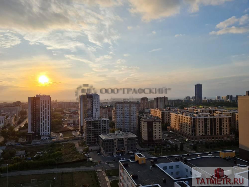 Продается просторная однакомнатная квартира общей площадью 43,28 кв.м. в современном жилом комплексе Казань 21 век с...
