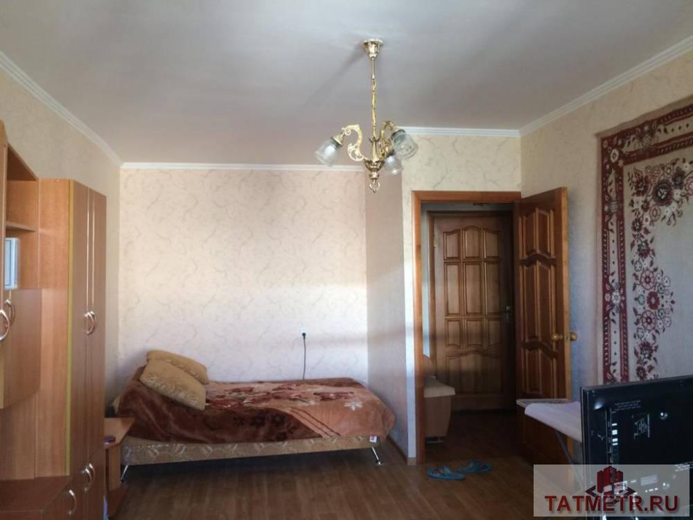 Продается однокомнатная квартира ленинградского проекта в самом центре г. Зеленодольск. Квартира уютная, светлая в...