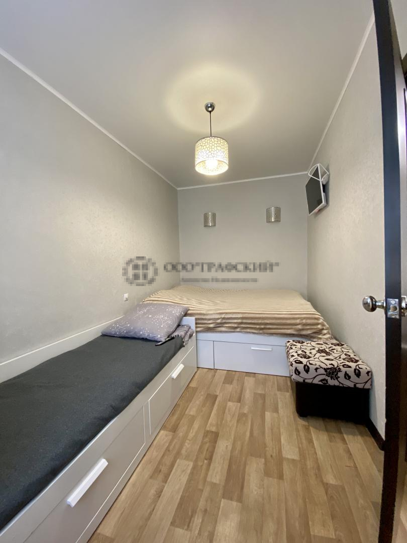 Продается просторная двухкомнатная квартира по адресу ул.Ибрагимова д.7 Квартира расположена на 5 этаже кирпичного... - 8