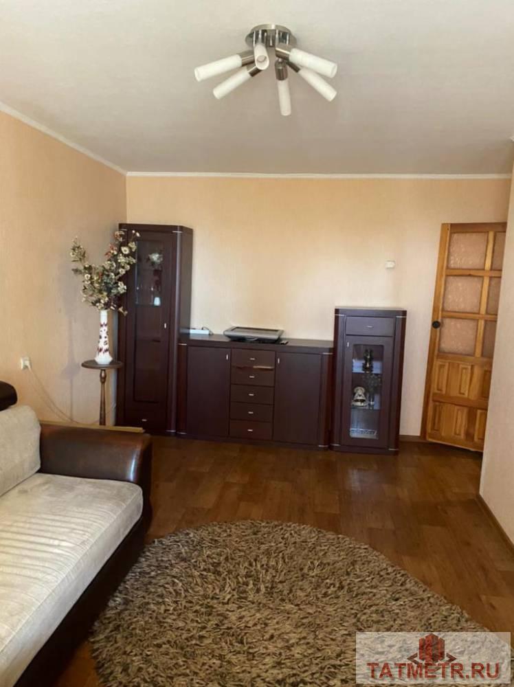 Продаётся отличная квартира в центре города Зеленодольск. Квартира светлая, чистая, очень теплая, стены, потолки... - 1