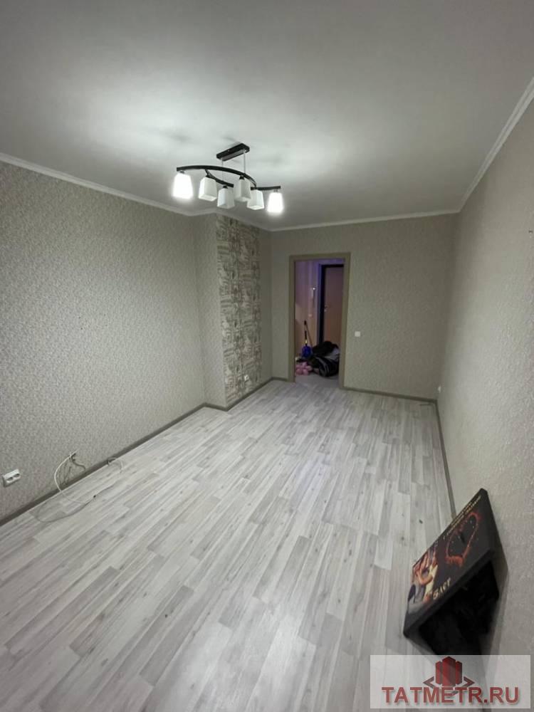 Продается  хорошая однокомнатная квартира,  расположенная в  пгт.  Васильево. Комната просторная, светлая. Окна... - 3