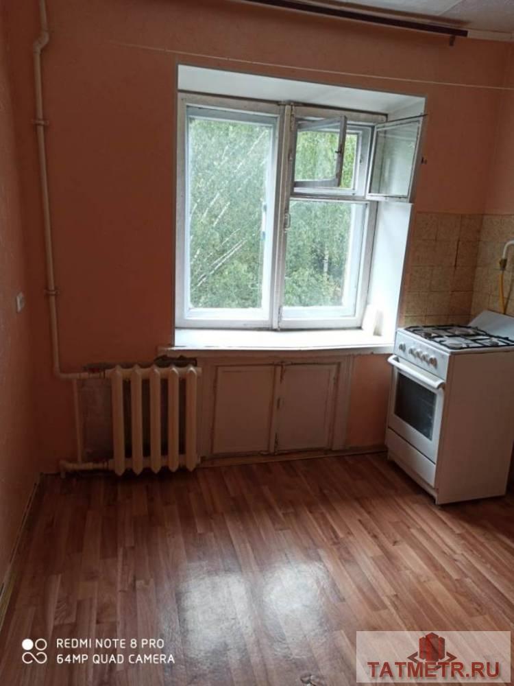 Сдается однокомнатная квартира в г. Зеленодольск. Квартира без мебели, большая, светлая, с застекленным  балконом. В... - 1