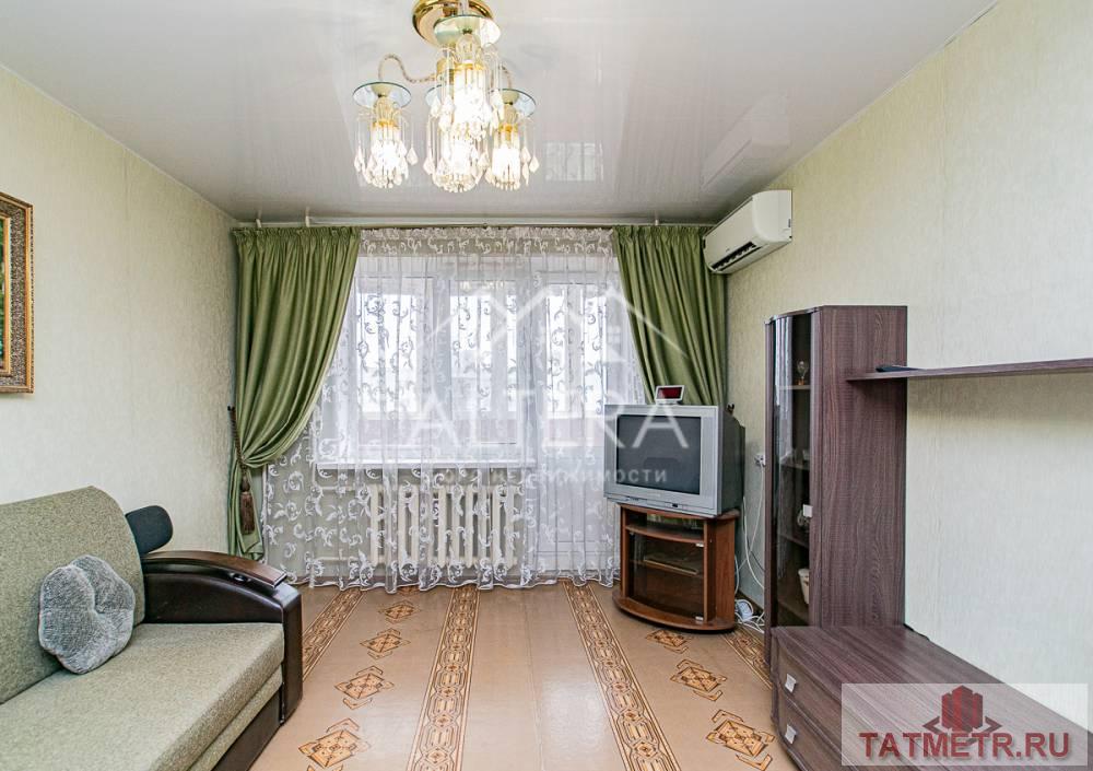 Продается светлая, просторная 1 комнатная квартира в Ново-Савиновском районе. О квартире: -Просторная комната...