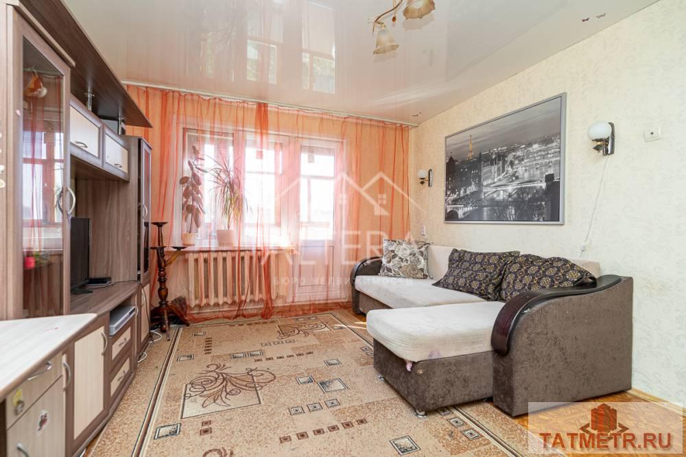 Продается уютная однокомнатная квартира в центре Советского района по ул. Аделя Кутуя, д.10. Квартира подходит как...