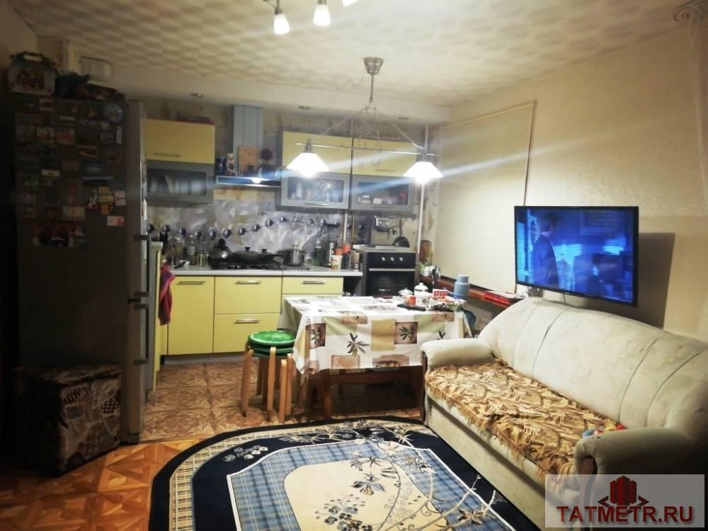 Продается отличная квартира в г. Зеленодольск. Квартира большая, светлая, уютная, комнаты все раздельные, которые...