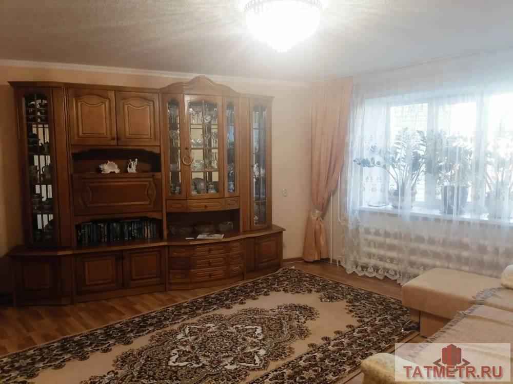 ПРОДАЕТСЯ отличная трехкомнатная квартира в г. Зеленодольск. Квартира теплая, уютная, светлая. Сделан ремонт:...