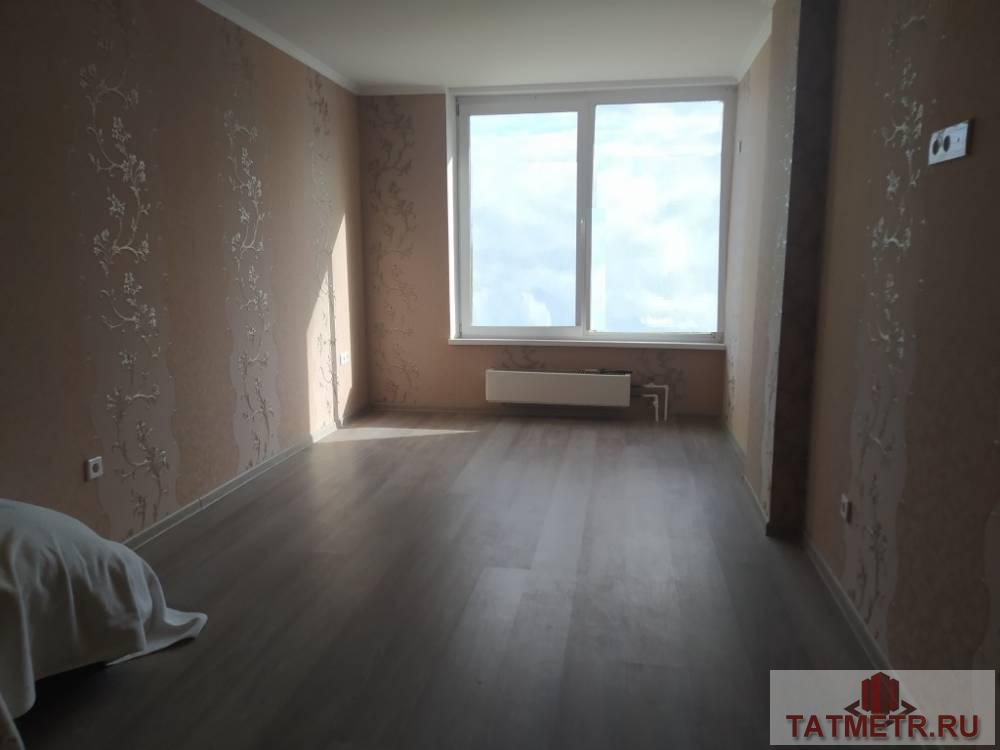 Продается однокомнатная квартира в новом доме в пгт. Васильево. Комната большая светлая с панорамными окнами с...
