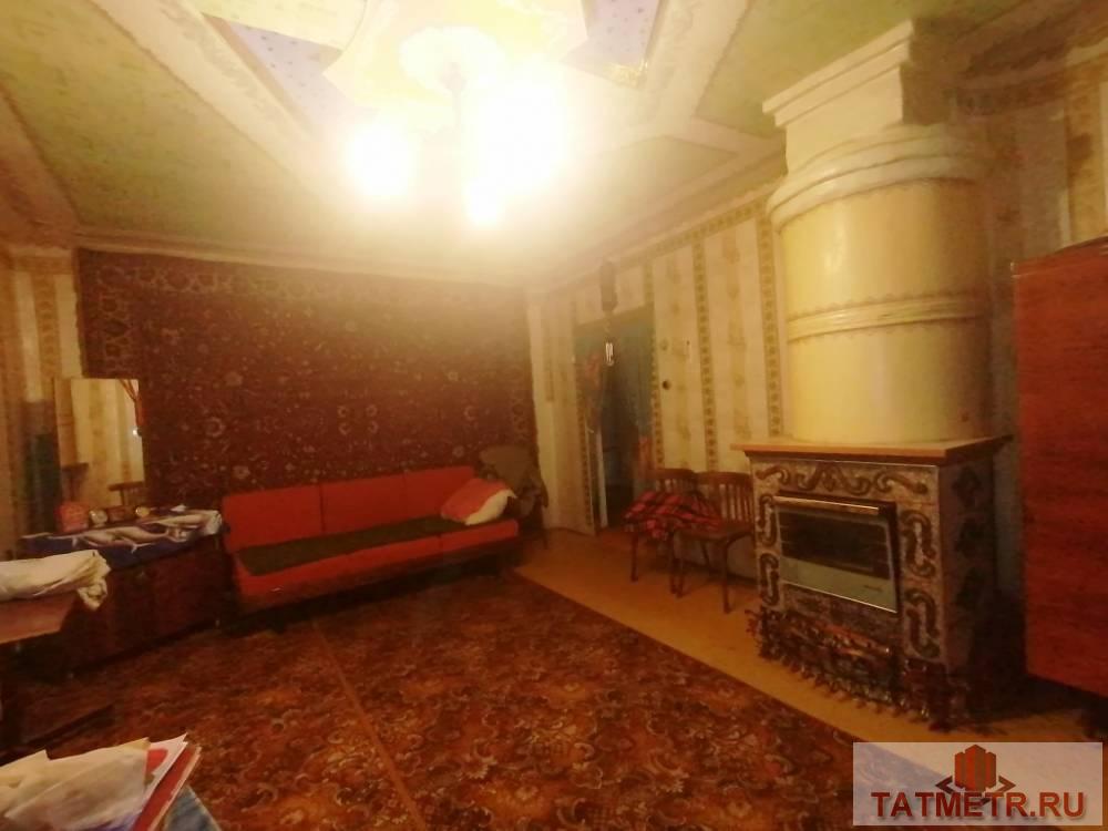  Продается двухэтажный дом в черте г. Зеленодольск . Дом уютный, в хорошем состоянии. На первом этаже расположены:...