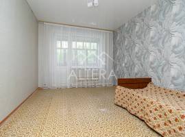 Квартира под коммерцию
Продается 3 -х комнатная квартира в Ново...