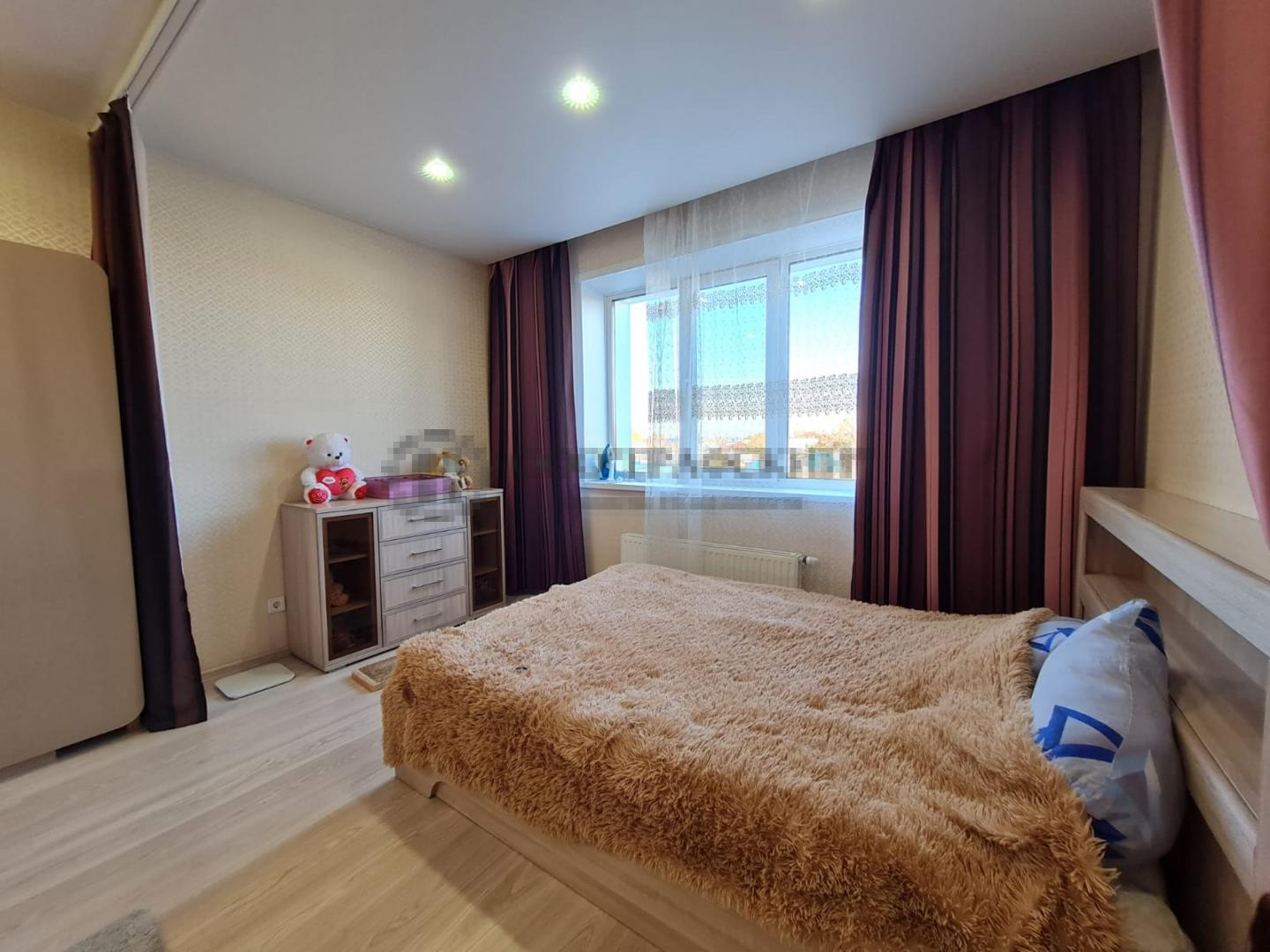 Продается уютная 1 комнатная квартира в Жилом комплексе комфорт-класса «Взлетная полоса». Квартира находится на 2м... - 16