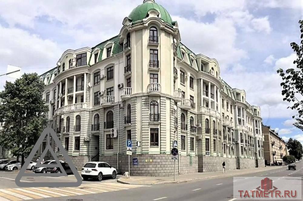 Продаться помещение в самом центре города с видом на озеро на 1 этаже площадью 725 кв. м по адресу Дзержинского 11 А....