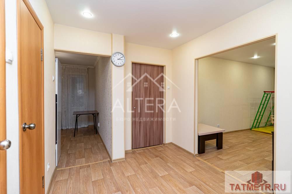 Продается просторная, светлая 2 комнатная квартира в доме 2003 года постройки (Советский район города Казани).... - 1