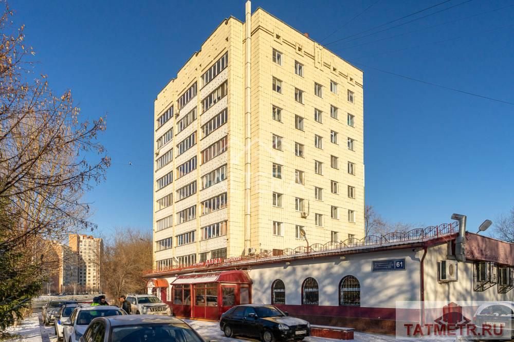 Продается 2-комнатная квартира в Вахитовском районе рядом с метро!  ПРЕИМУЩЕСТВА:  — Идеальный вариант для сдачи в...