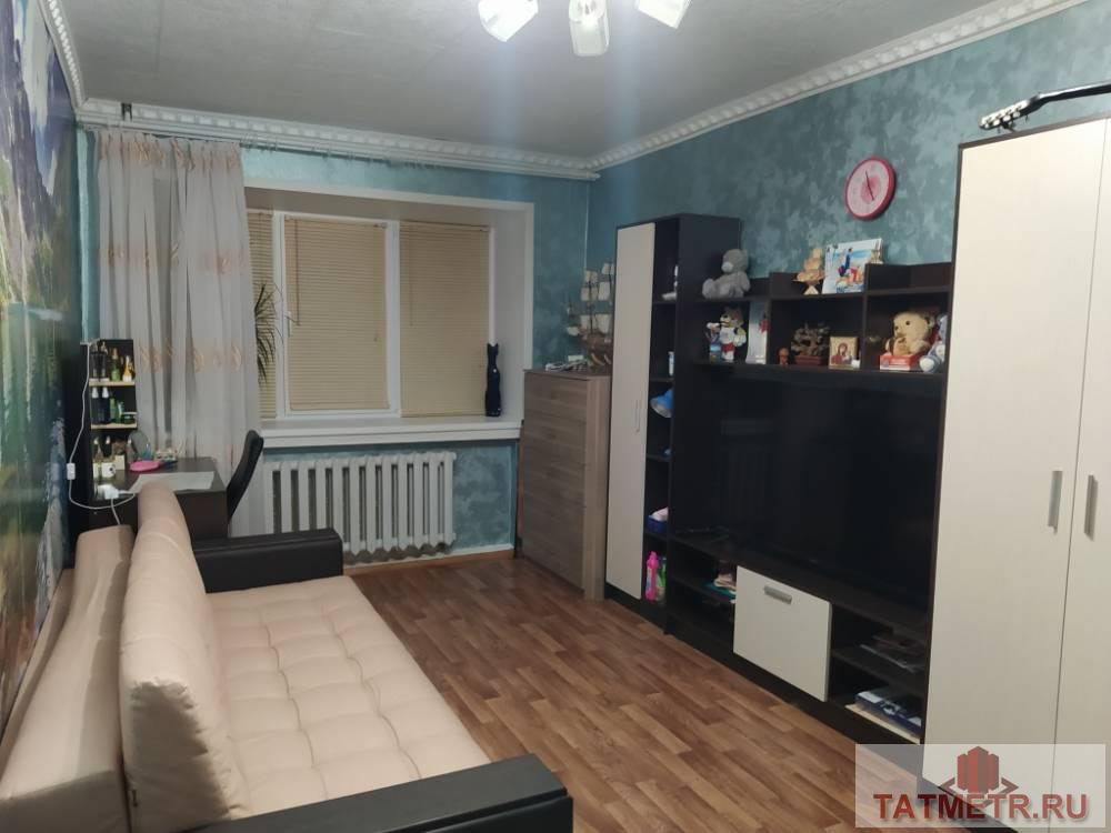 Продается однокомнатная квартира в г. Зеленодольске. Не угловая, очень теплая, установлена новая газовая колонка,...