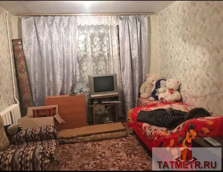 Продается уютная комната в г. Зеленодольск. В комнате выделена своя кухонная зона, санузел душ на 3-4 семьи. Комната...