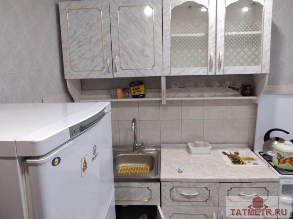 Сдается однокомнатная квартира с хорошим ремонтом квартира в г. Зеленодольск. В квартире имеется: двуспальная... - 2