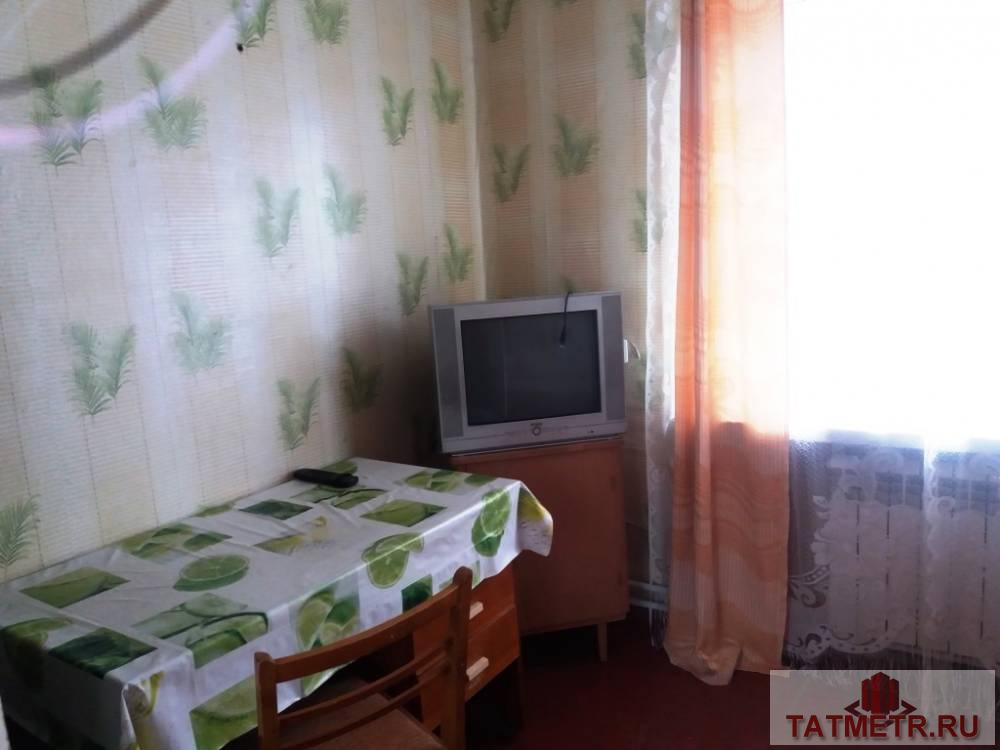Сдаётся хорошая квартира в г. Зеленодольск. В комнате есть: телевизор, кровать, холодильник, плита, тумбочка....
