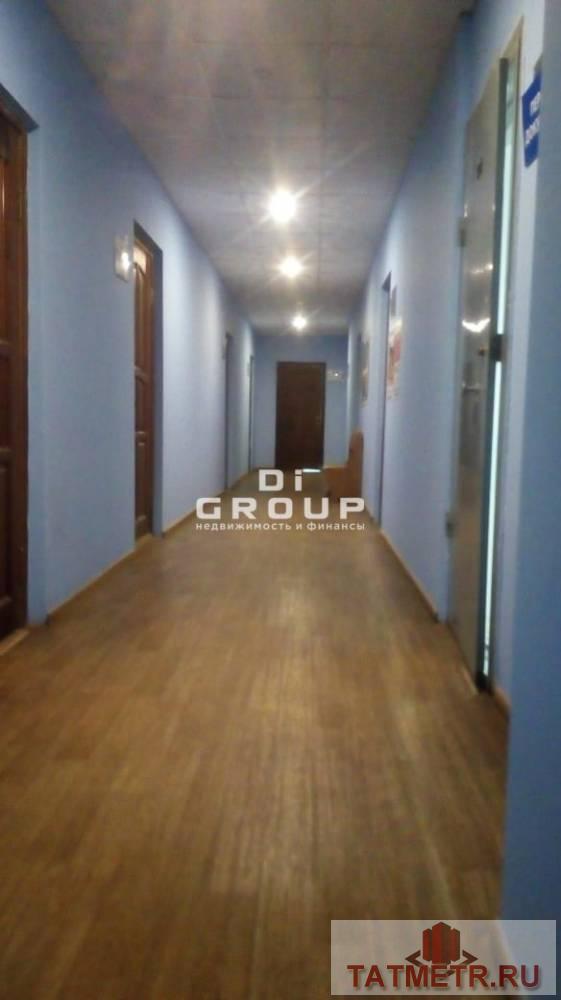 Продаем два первых этажа 1000 кв.м, в трехэтажном бизнес-центре в  Московском районе. Общая площадь здания1640 кв.м.,... - 3