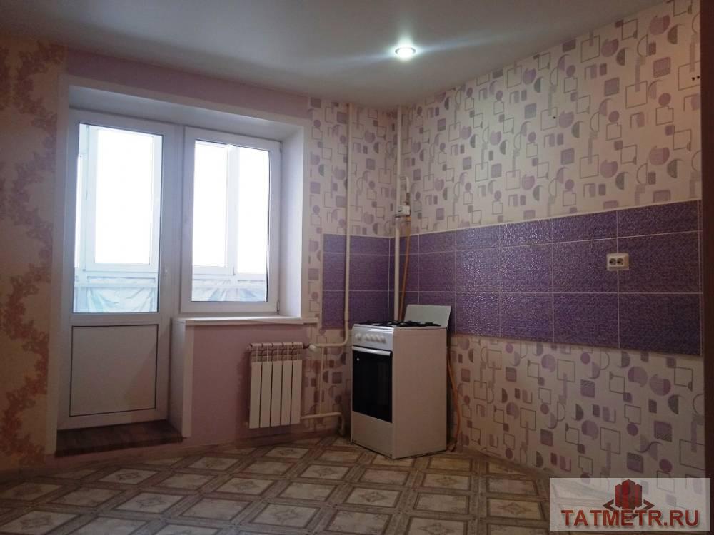 Продается отличная квартира в центре города Зеленодольск. Квартира светлая, уютная, с хорошим ремонтом, линолеум,... - 2