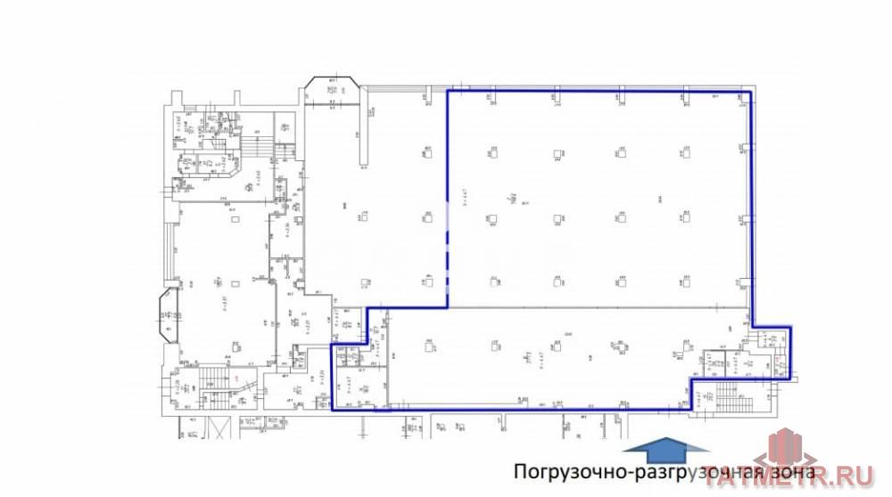 Сдается торговая площадь на первой линии. -Большой пеший и автомобильный трафик -Мощность под арендатора -Своя... - 1