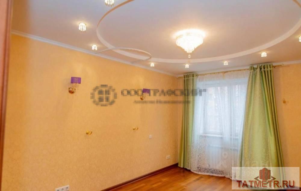Продается просторная четырехкомнатная квартира рядом с Кремлем. В квартире выполнен современный ремонт из дорогих... - 15