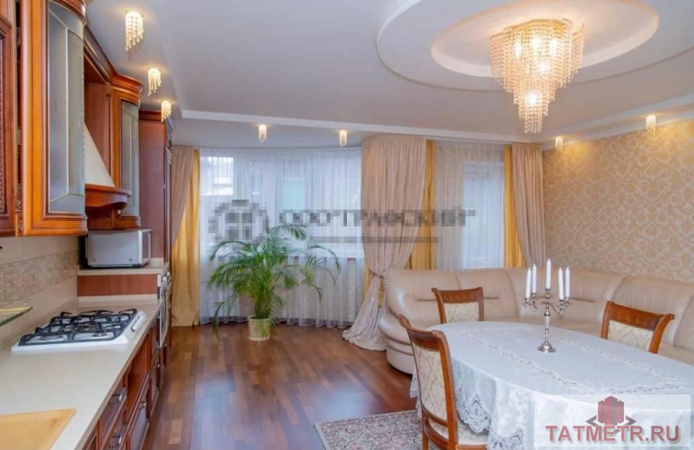 Продается просторная четырехкомнатная квартира рядом с Кремлем. В квартире выполнен современный ремонт из дорогих... - 29