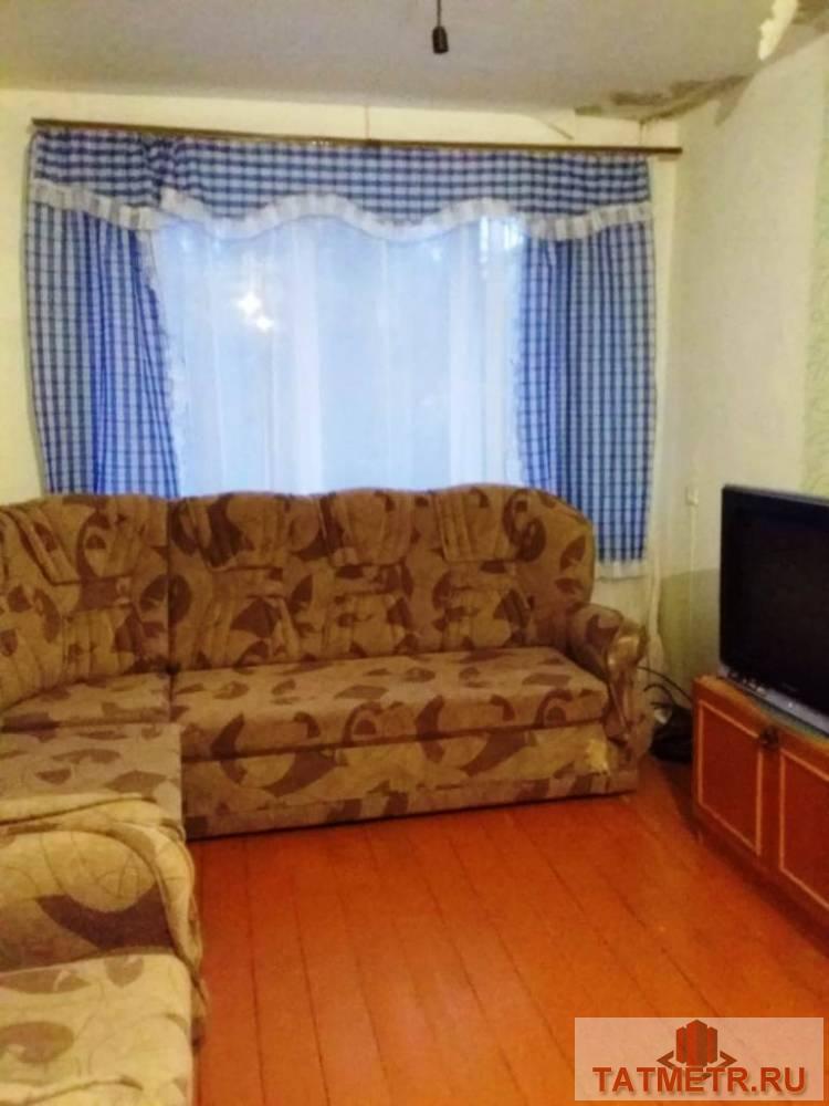 Сдается комната в г. Зеленодольск. Комната со всей необходимой для проживания мебелью и техникой: телевизор,...