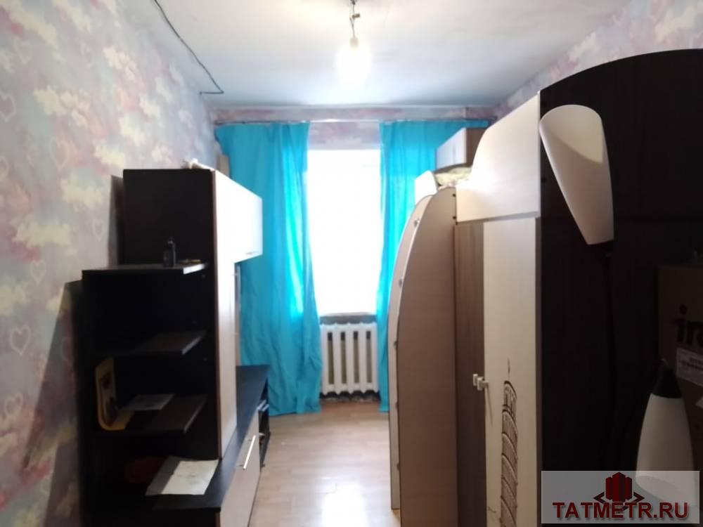 Продается отличная, теплая, двухкомнатная квартира в отличном районе г. Зеленодольск. Комнаты просторные, уютные.... - 2